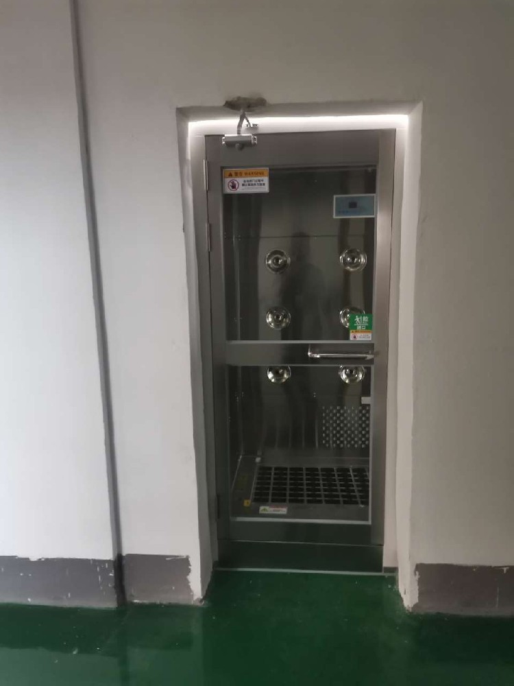 上海伯淋凈化科技有限公司風(fēng)淋室型號(hào)有哪些？